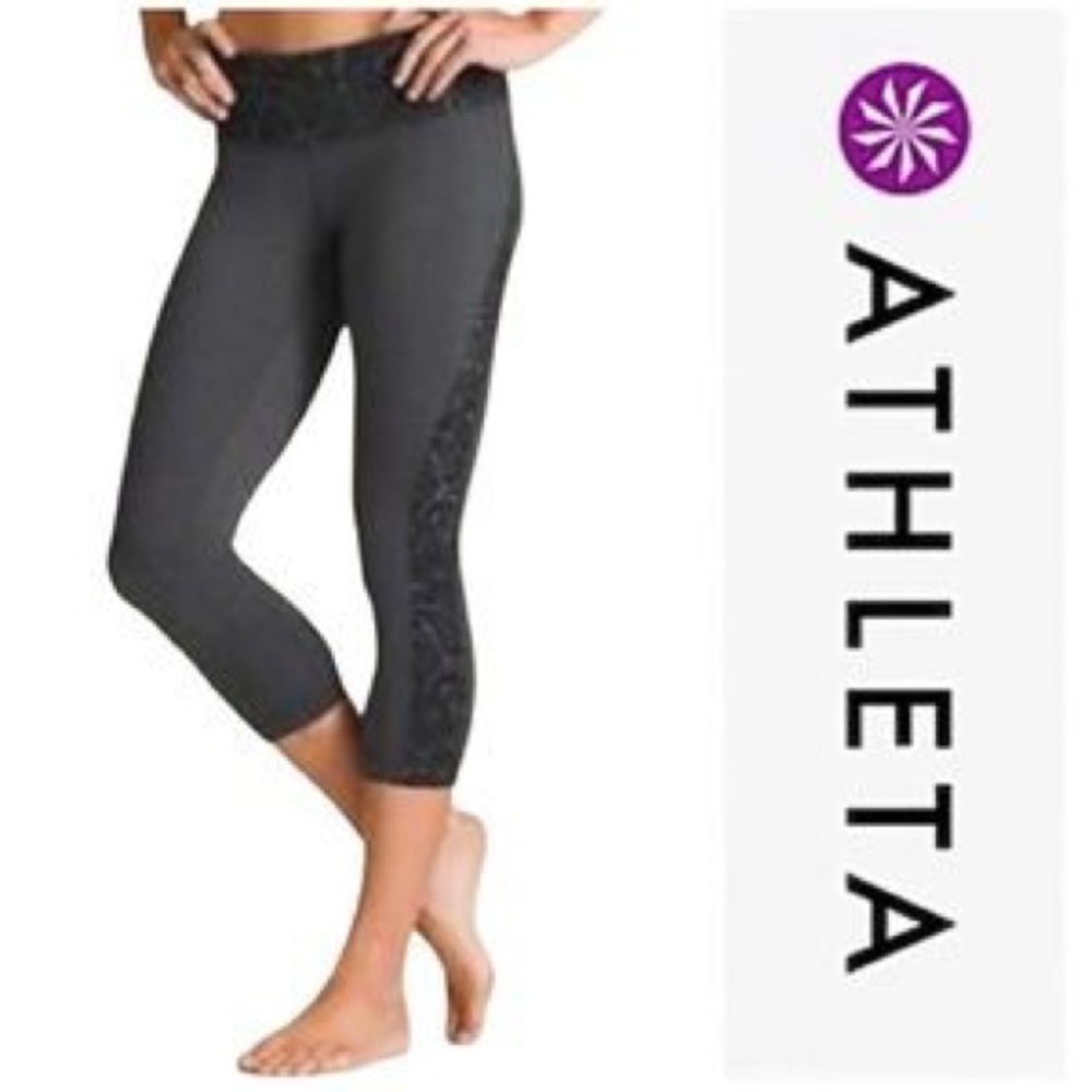 Athleta Splits Revelation Crop